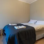 Apartment Explore