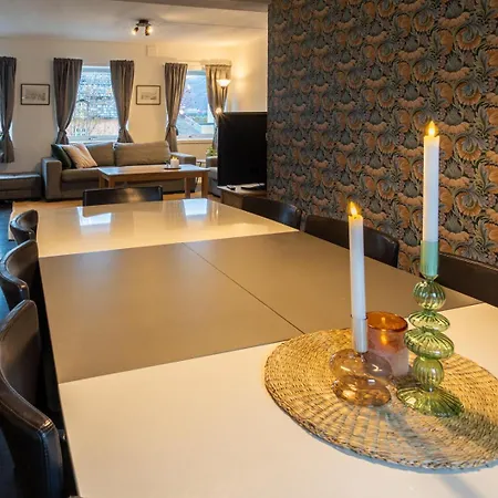Explore Apartment *